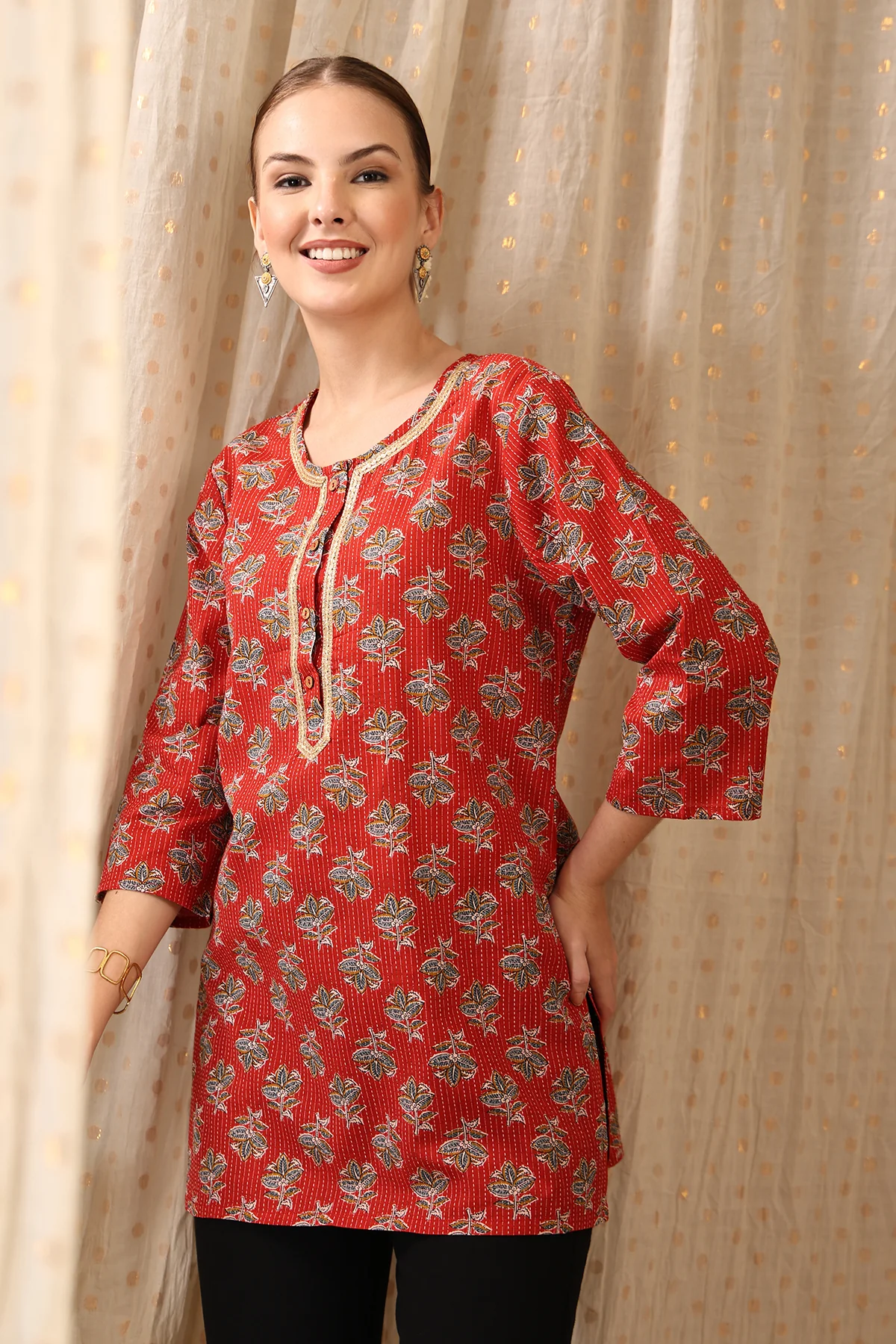 Zipless Feeding Cotton Top with Embroidered Neck - Red - Image 8