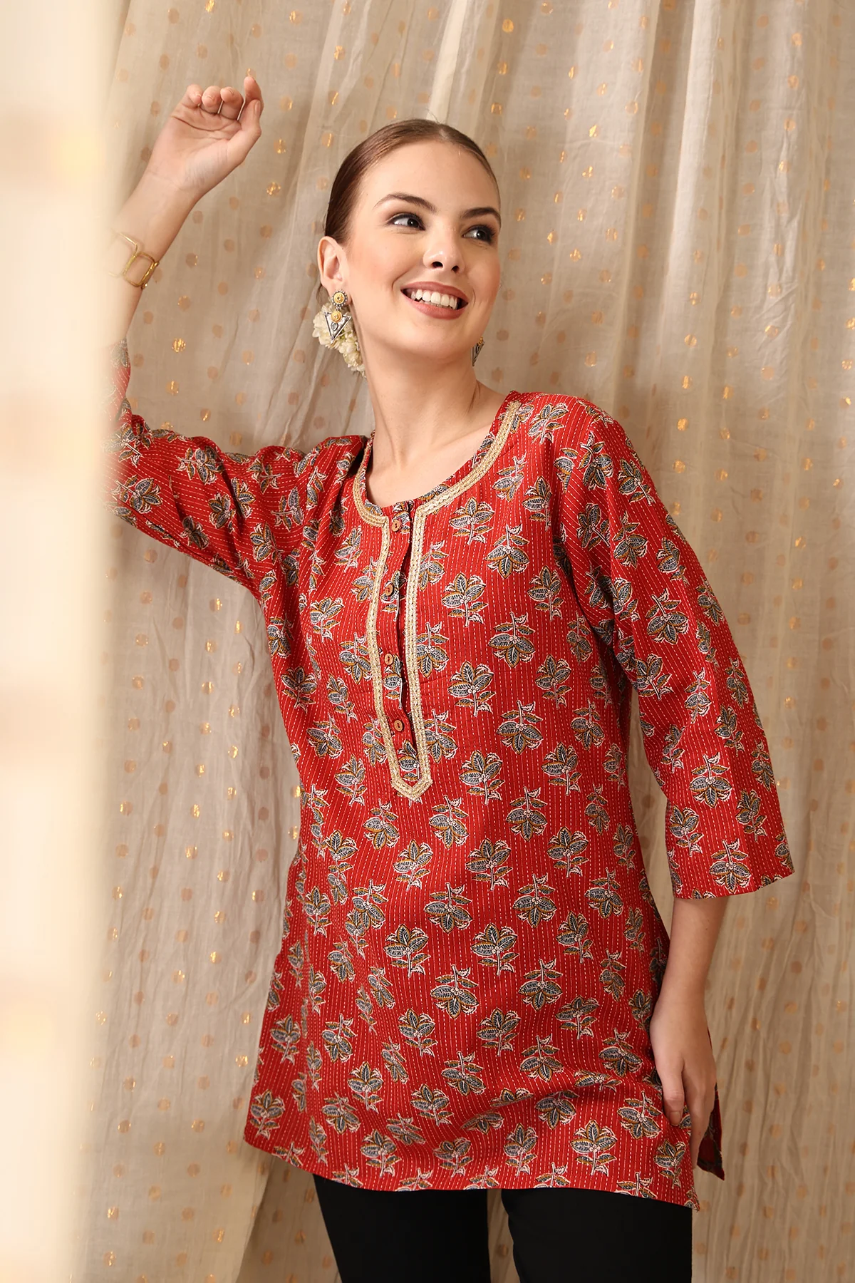 Zipless Feeding Cotton Top with Embroidered Neck - Red - Image 9